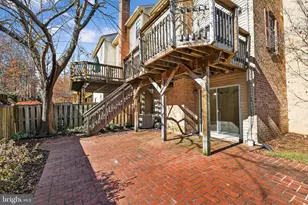 7701 Solomon Seal Dr, Springfield, VA 22152 - Photo 41