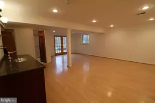 11312 Myrtle Ln, Reston, VA 20191 - Photo 9