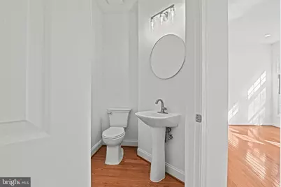 9927 Miles Stone Court, Vienna, VA 22181 - Photo 13