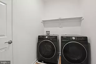 9927 Miles Stone Ct, Vienna, VA 22181 - Photo 49