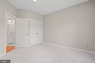 9927 Miles Stone Ct, Vienna, VA 22181 - Photo 39