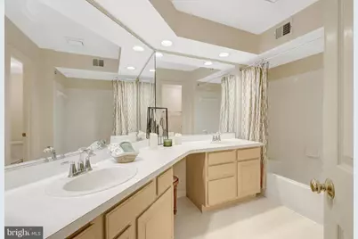 1334 Garden Wall Circle #"E", Reston, VA 20194 - Photo 25