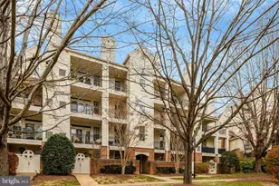 1334 Garden Wall Cir, Reston, VA 20194 - Photo 37