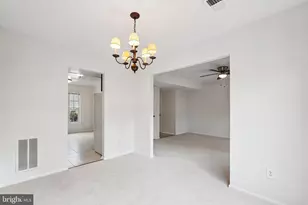 5450 Lighthouse Ln, Burke, VA 22015 - Photo 7