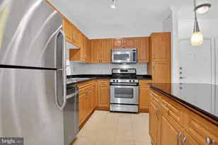 12945 Centre Park Cir, Herndon, VA 20171 - Photo 7