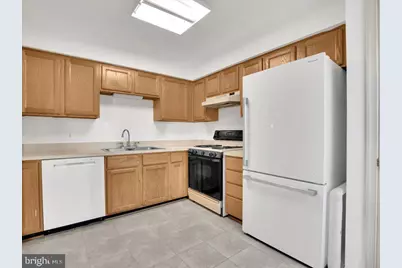 6358 Racetec Place, Springfield, VA 22150 - Photo 9