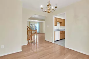 6358 Racetec Pl, Springfield, VA 22150 - Photo 7