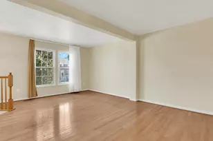 6358 Racetec Pl, Springfield, VA 22150 - Photo 5