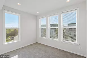 14580 Lakestone Dr, Chantilly, VA 20151 - Photo 11