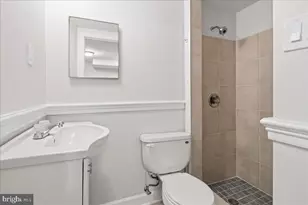 1062 Knight Ln, Herndon, VA 20170 - Photo 35