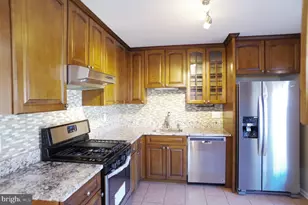 4492 Ruggles Ct, Annandale, VA 22003 - Photo 7