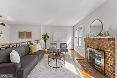 7801 Byrds Nest Pass, Annandale, VA 22003 - Photo 5