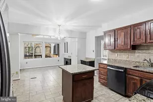 7594 Woodstown Dr, Springfield, VA 22153 - Photo 13