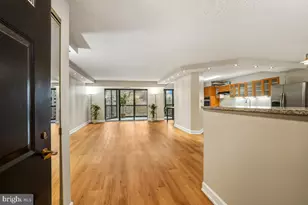 5904 Mt Eagle Dr, Alexandria, VA 22303 - Photo 3