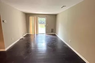 14807 Rydell Rd, Centreville, VA 20121 - Photo 3