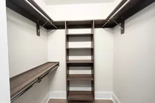 7887 Jones Branch Dr, McLean, VA 22102 - Photo 17