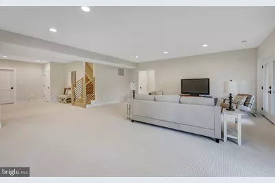 903 Hillcrest Drive SW, Vienna, VA 22180 - Photo 63