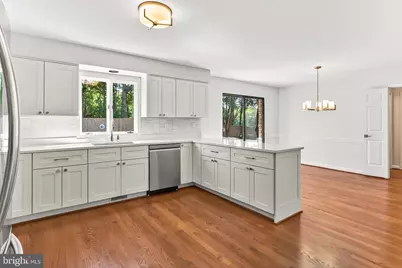 6294 Dunaway Court, McLean, VA 22101 - Photo 15