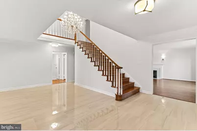 6294 Dunaway Court, McLean, VA 22101 - Photo 5