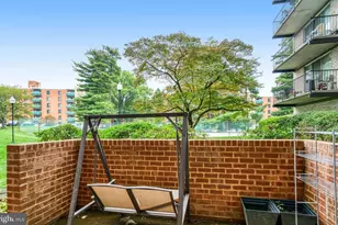 3245 Rio Dr, Falls Church, VA 22041 - Photo 11