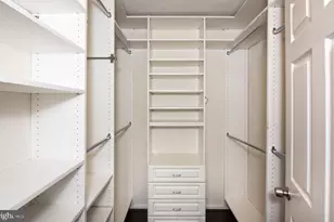 13056 Marcey Creek Rd, Herndon, VA 20171 - Photo 15