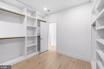 719 Meadow Lane SW, Vienna, VA 22180 - Photo 27