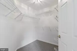 2682 Logan Wood Dr, Herndon, VA 20171 - Photo 13