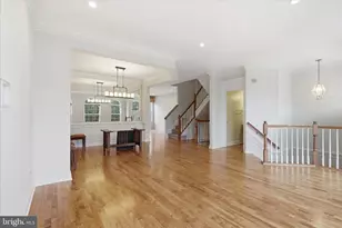 2682 Logan Wood Dr, Herndon, VA 20171 - Photo 5