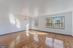 14811 Palmerston Square, Centreville, VA 20120 - Photo 9