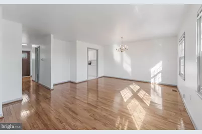 14811 Palmerston Square, Centreville, VA 20120 - Photo 11