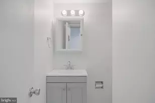 14811 Palmerston Square, Centreville, VA 20120 - Photo 31