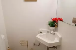 7625 Tiverton Dr, Springfield, VA 22152 - Photo 17