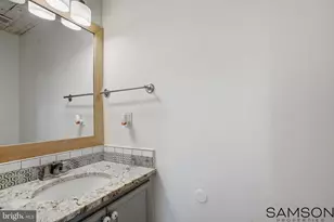 13505 Coates Ln, Herndon, VA 20171 - Photo 11