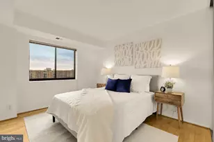 5901 Mt Eagle Dr, Alexandria, VA 22303 - Photo 17