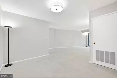 5902 Mount Eagle Drive #303, Alexandria, VA 22303 - Photo 11