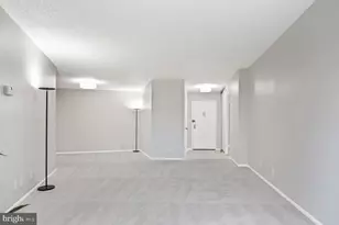 5902 Mt Eagle Dr, Alexandria, VA 22303 - Photo 9