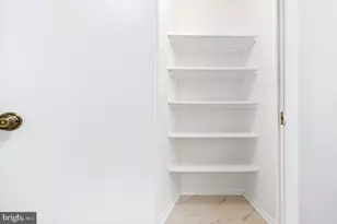 5902 Mt Eagle Dr, Alexandria, VA 22303 - Photo 27