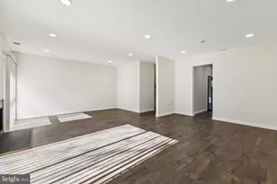 2015 Wethersfield Ct, Reston, VA 20191 - Photo 9