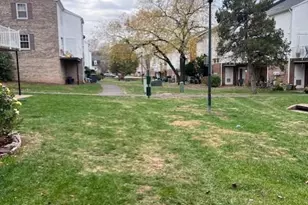 14472 Rustling Leaves Ln, Centreville, VA 20121 - Photo 3