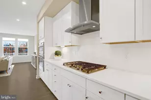 2535 James David Way, Alexandria, VA 22306 - Photo 7