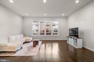 7509 Sawyer Farm Wy, McLean, VA 22102 - Photo 5