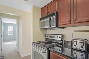 14807 Rydell Rd, Centreville, VA 20121 - Photo 7