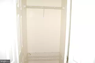 4142 Fountainside Ln, Fairfax, VA 22030 - Photo 17