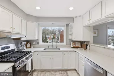 6539 Oakwood Drive, Falls Church, VA 22041 - Photo 3