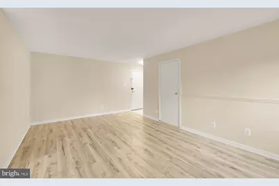 2911 Charing Cross Road #16, Falls Church, VA 22042 - Photo 7