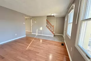 8263 Burning Forest Ct, Springfield, VA 22153 - Photo 9