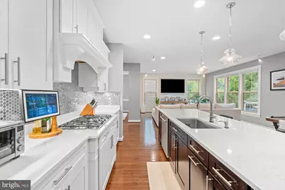 9091 Bear Branch Place, Fairfax, VA 22031 - Photo 19