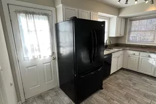 401 Moorefield Rd SW, Vienna, VA 22180 - Photo 9