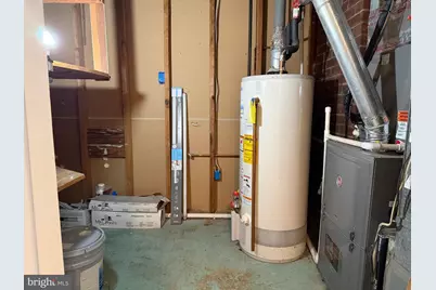 5206 Easton Drive, Springfield, VA 22151 - Photo 33