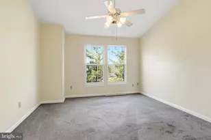 6203 Abbottsbury Row, Alexandria, VA 22315 - Photo 9